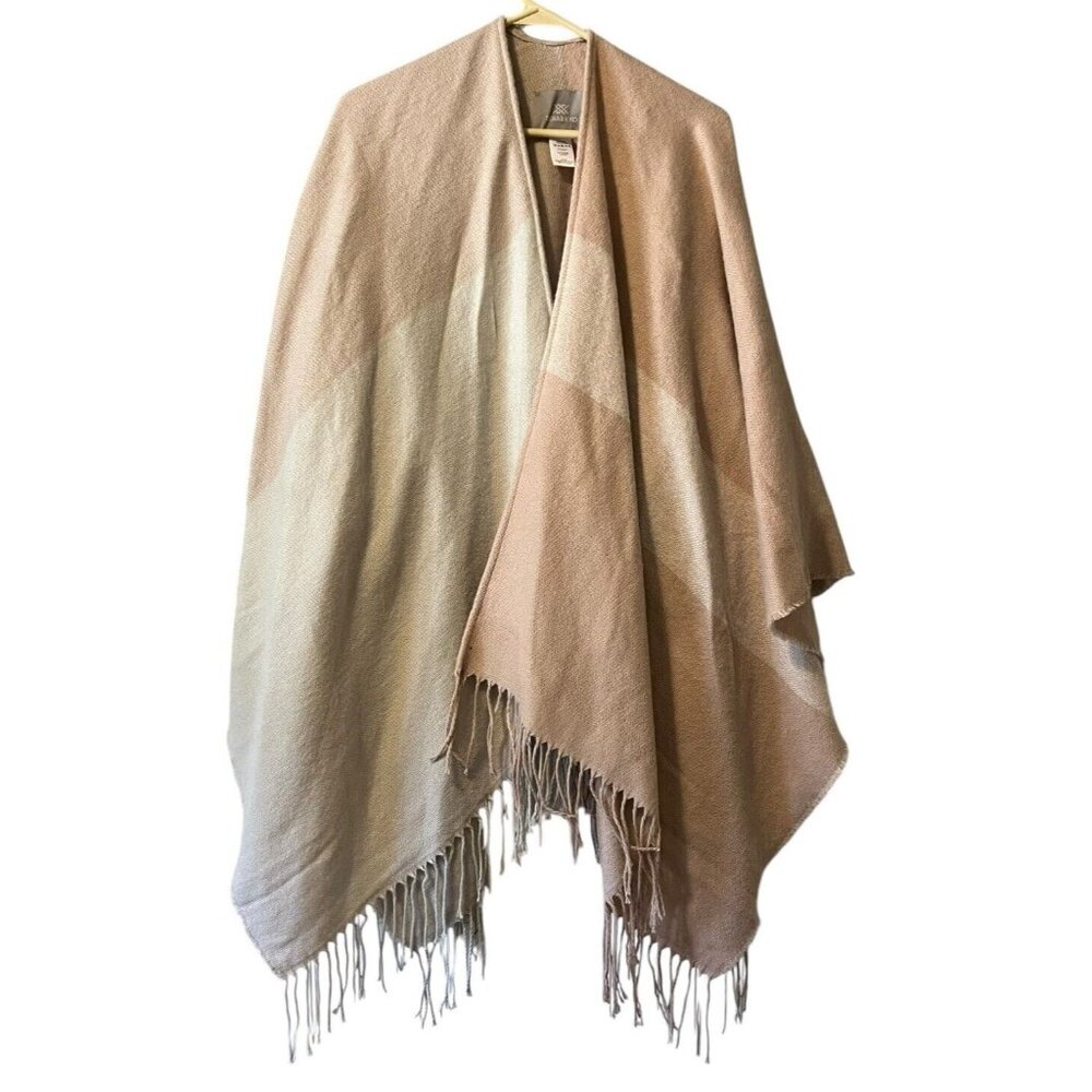 Soia & Kyo Fringe Blanket Wrap Shawl Poncho Cream‎ Pink One Size Classic Modern